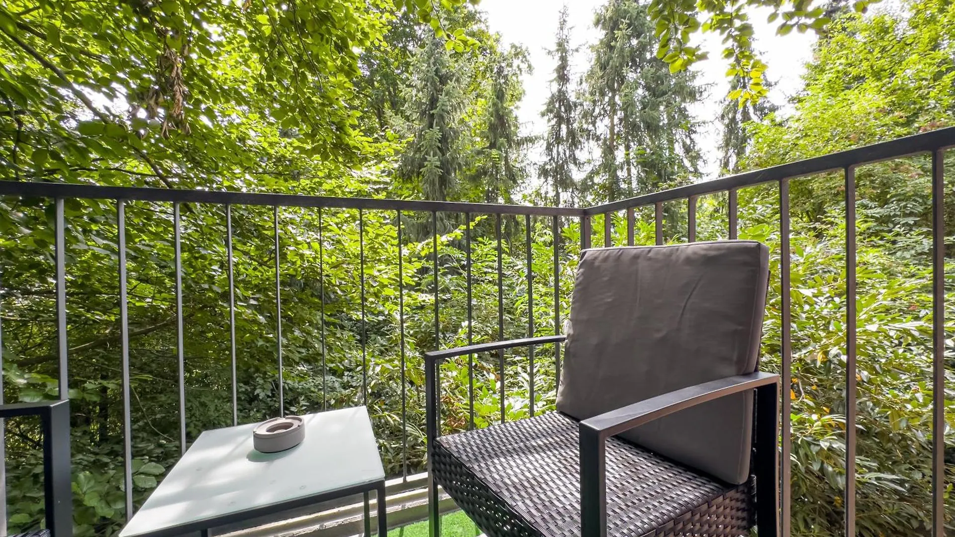 Apartment Immostay S#6 - Ferienwohnung, Wifi & Free Parking Naehe Mercedes Benz Bremen Germany
