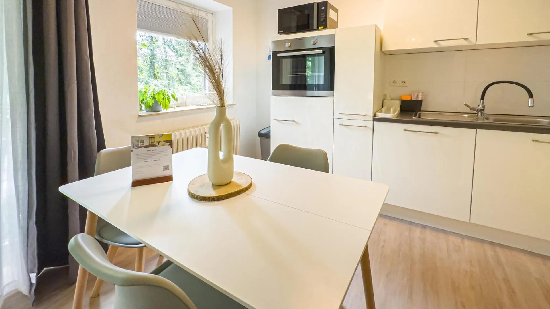 Immostay S#6 - Ferienwohnung, Wifi & Free Parking Naehe Mercedes Benz Bremen 0*,  Germany