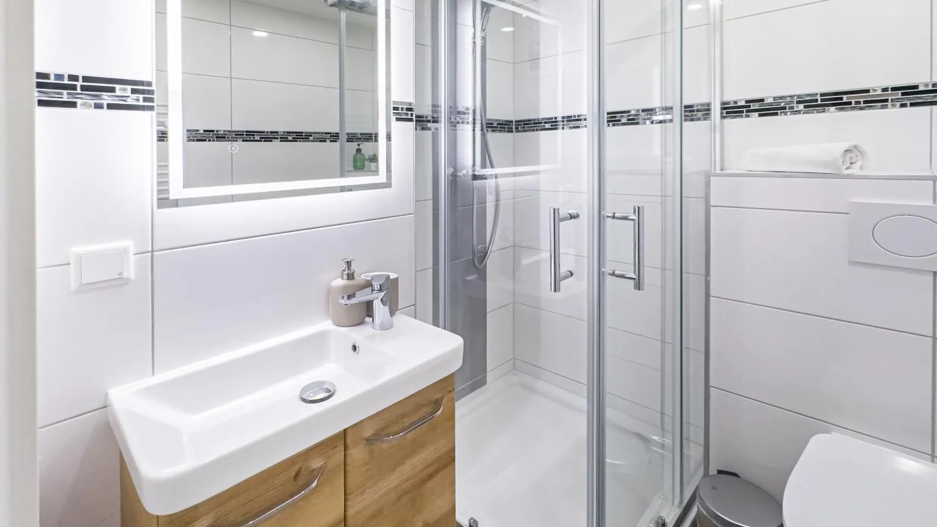 Immostay S#6 - Ferienwohnung, Wifi & Free Parking Naehe Mercedes Benz Bremen